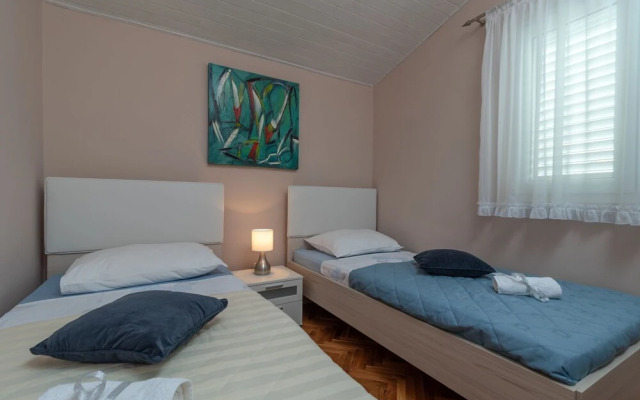 Daniela - Terrace With Amazing sea View - A1