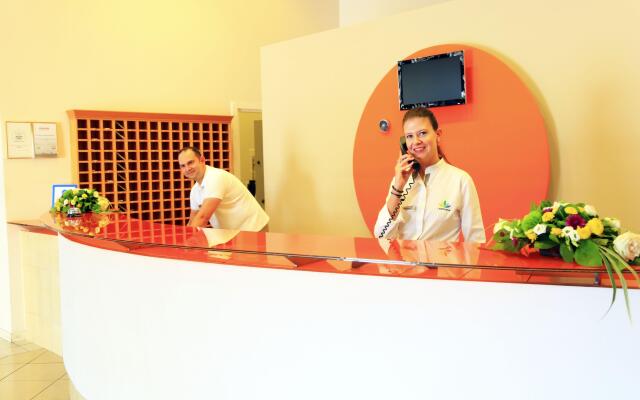 White Olive Marine Aquapark - All Inclusive