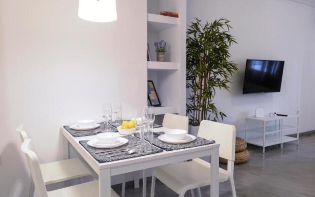 Olala One Apartment