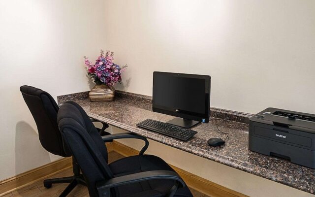 Quality Inn Northtown
