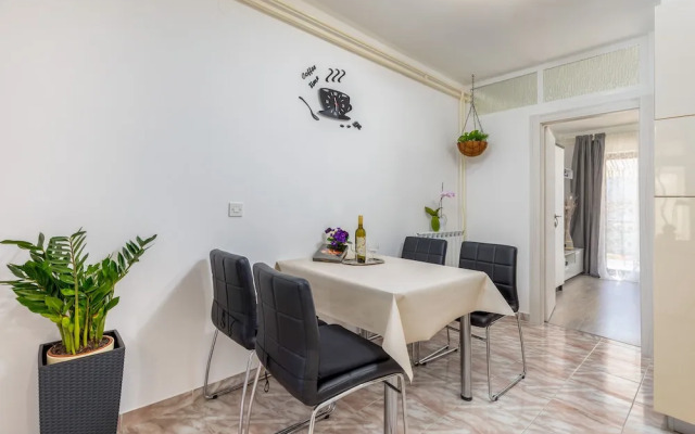 Dany Apartments