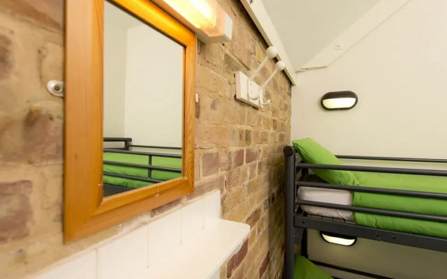 YHA Medway - Hostel