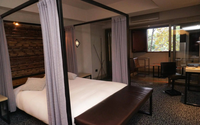 Prodeo Hotel & Lounge