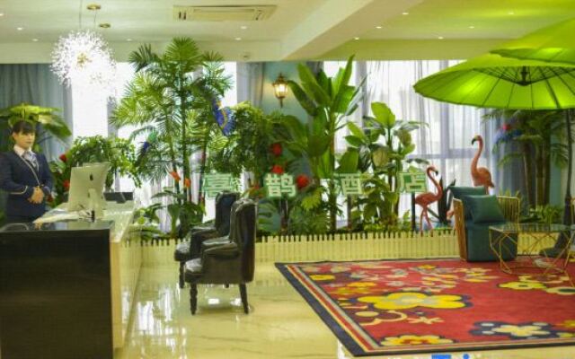Magpie Art Hotel