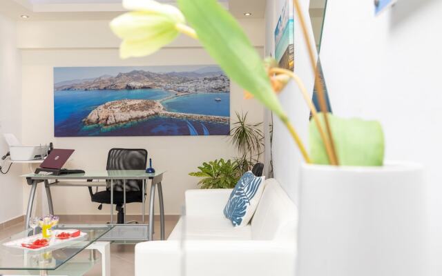 Naxos Diamond Studios Apartments