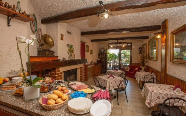 Villa Rosy B&B