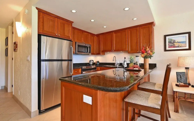Papakea #e207 1 Bedroom Condo by RedAwning