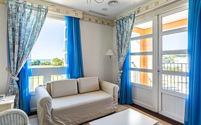 Suite com cozinha dentro de hotel ILCTOP