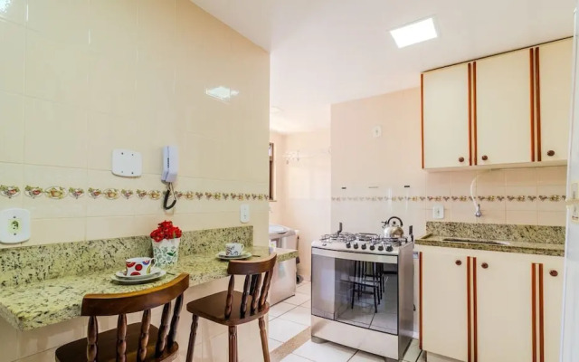 2B Apartment w/ Balcony Ads0103