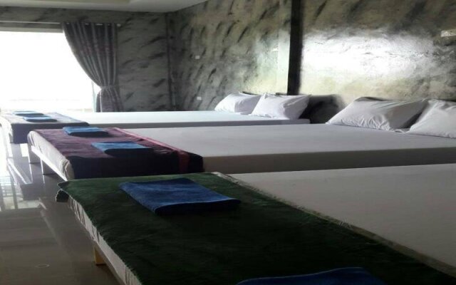 Banson Samed Hotel