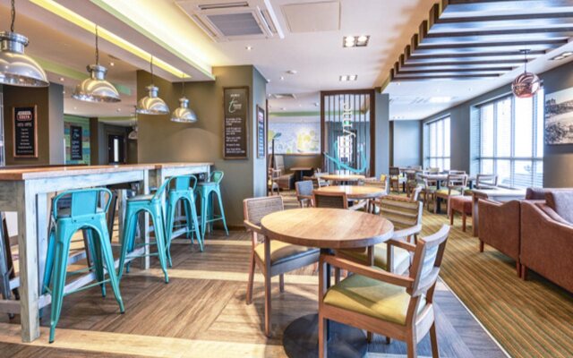 Premier Inn  Newquay (Seafront)