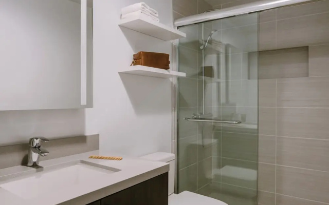 Sonder by Marriott Bonvoy The Winfield Apartments Downtown LA