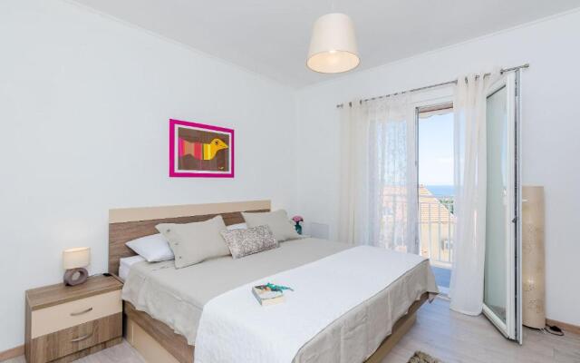 Adriatic Sunny Apartments