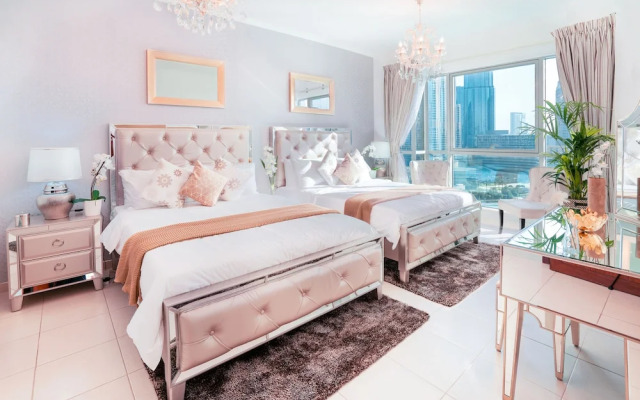 Elite Royal Apartment | Burj Khalifa & Fountain view | Star