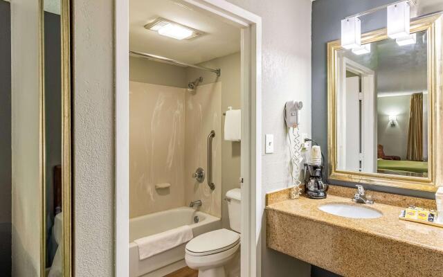 Baymont by Wyndham Wilmington
