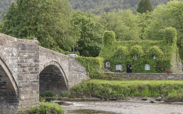 Ysgubor Newydd