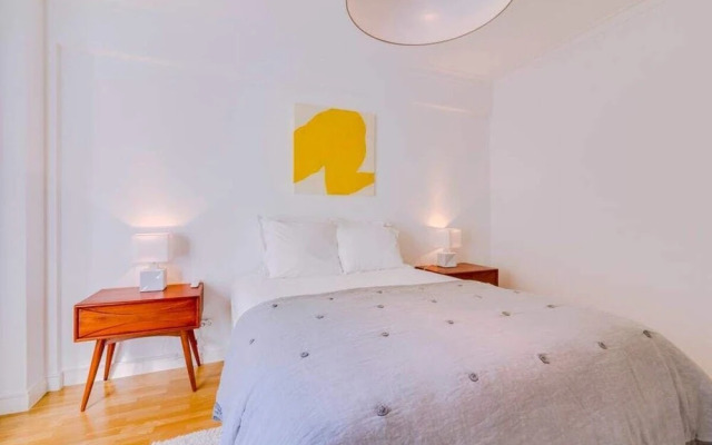 Caparica Beach 2 bed / 2 bath apartment