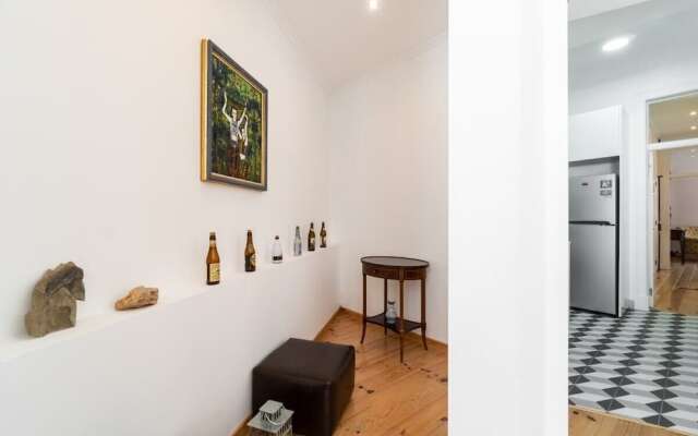 Gorgeous Apartment With Terrace in Belém