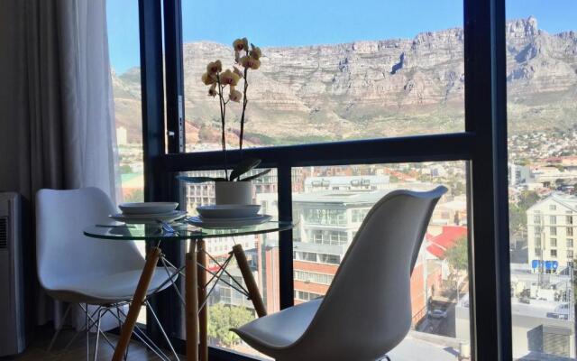 Urban Oasis at The Four Seasons