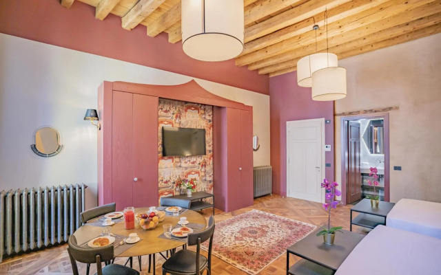 Corte Rubbi 6 Deluxe Studio Apartment