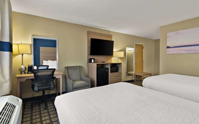 Clarion Pointe Bloomington – Normal near I-55 and University