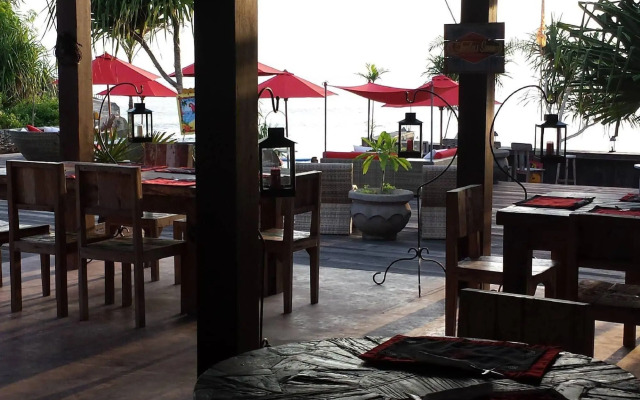 The Palms Ceningan Hotel