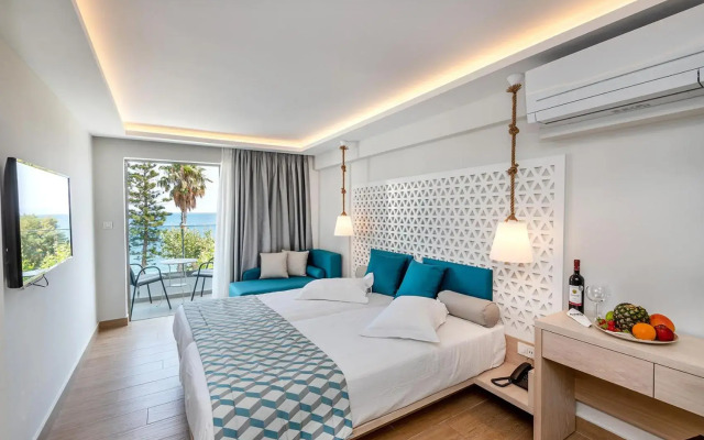 Triton Hotel