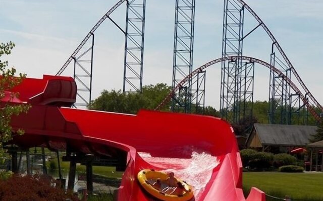 Darien Lake Lodge on the Lake