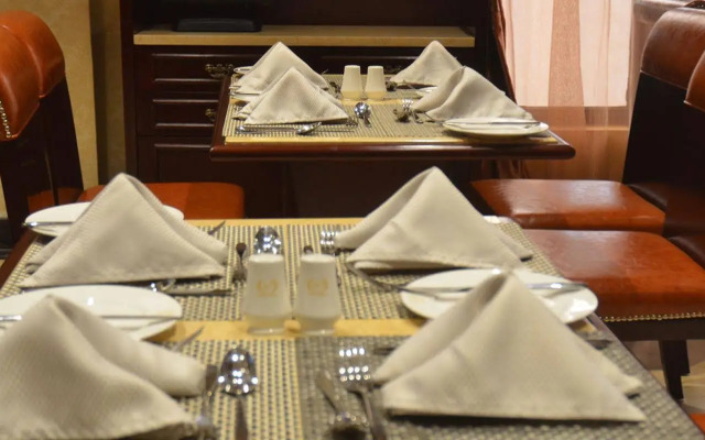 Simama Hotel