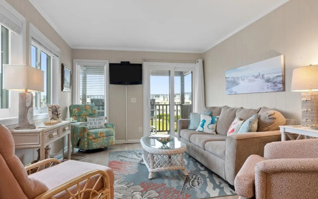 Southwinds J12 2 Bedroom Condo by RedAwning