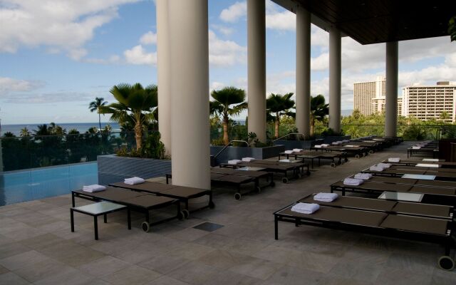 Jet Luxury @ The Trump Waikiki