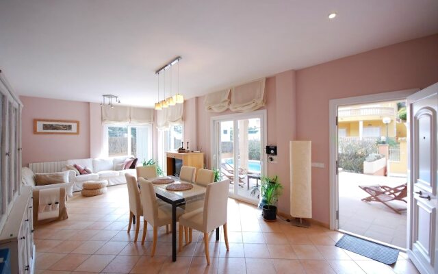 Villa Oliveres Alcanada