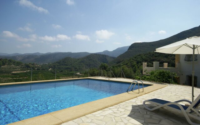 Pleasant Villa in Adsubia-Forna with Swimming Pool
