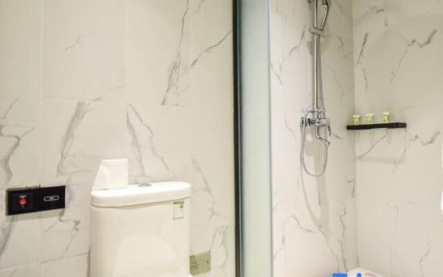 Suning Yayue Hotel (Nanjing Xianlin University Town Xuzhuang Software Park)