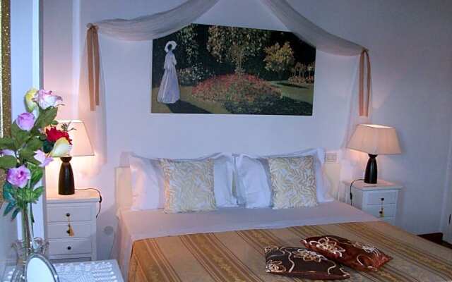 Luxury House Bed and Breakfast