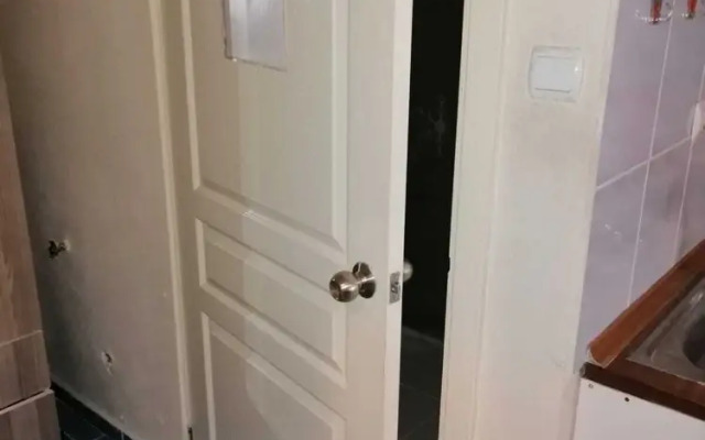 Can Can Apart