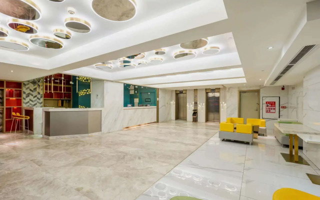 K-house Hotel