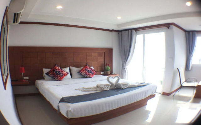 Thira Residence Patong