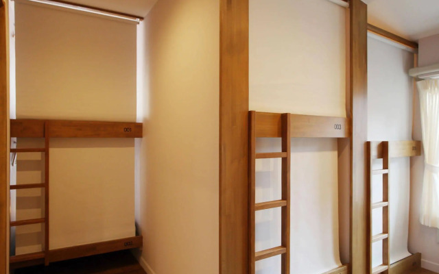 The Lower East Nine Hostel