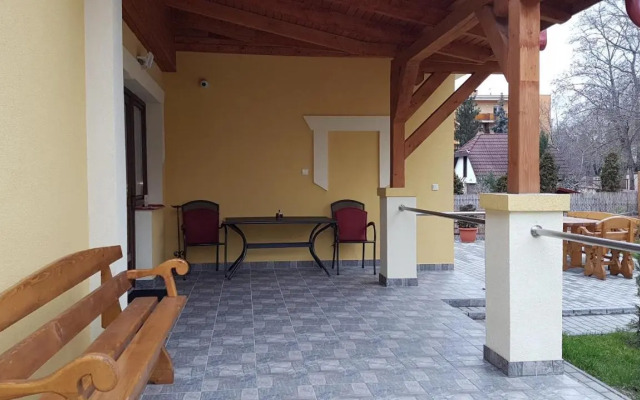 Poroszlay Apartman