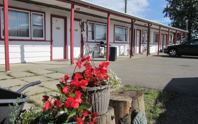 Chetwynd Court Motel