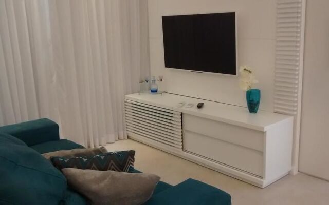 Aprio Apartment Mayaan