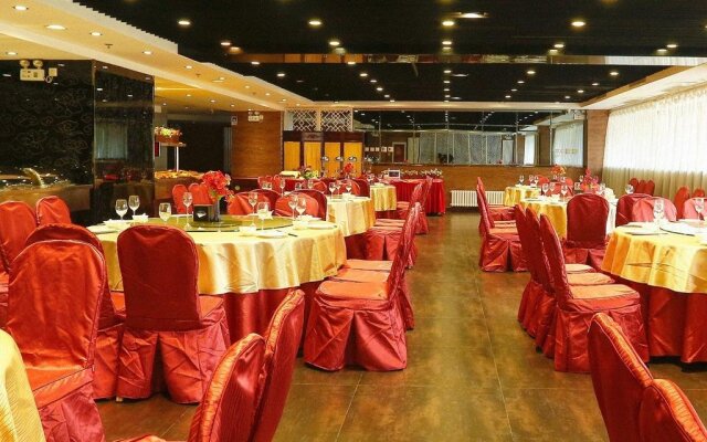 West Mansion Hotel