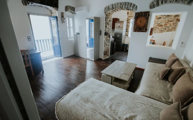 Amorgis Seaside Villa