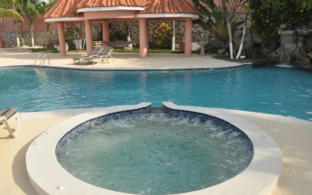 Sun Rise Condos By The Vacation Casa