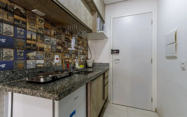 Studio c Piscina e Academia a 600m do Metr