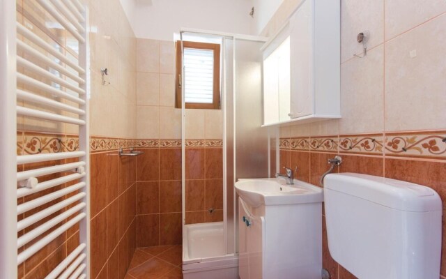 Stunning Home in Pula With Wifi and 4 Bedrooms