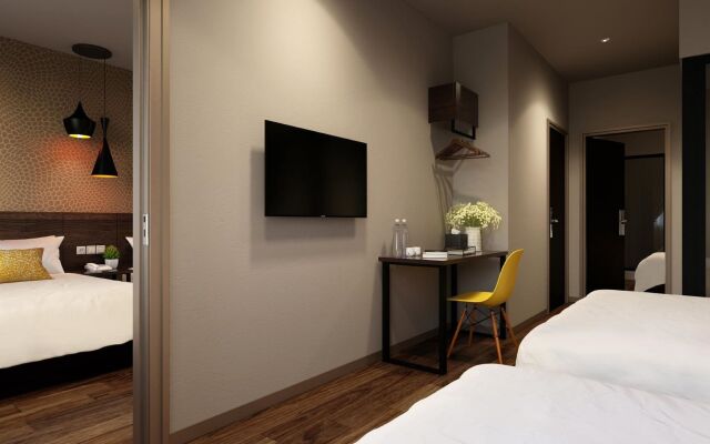 The Square Hotel