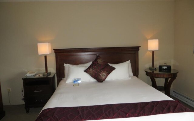 Adobe Inn