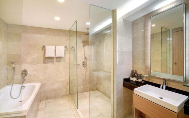 Novotel Surabaya - Hotel & Suites